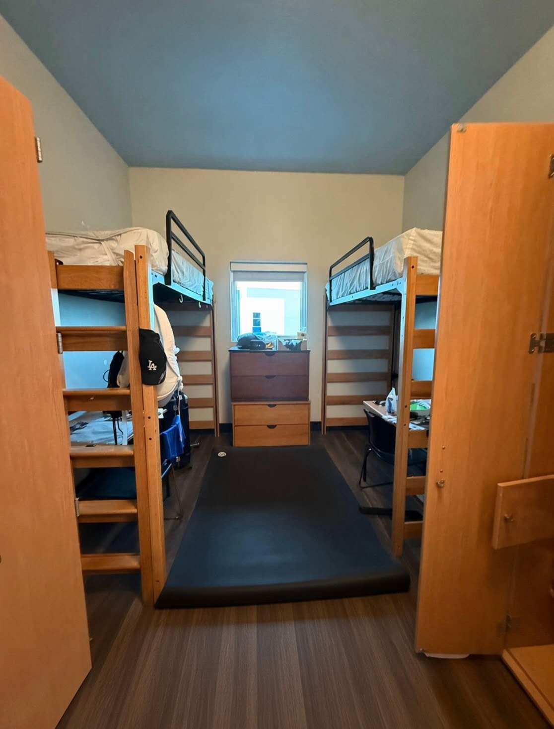 学生寮の部屋